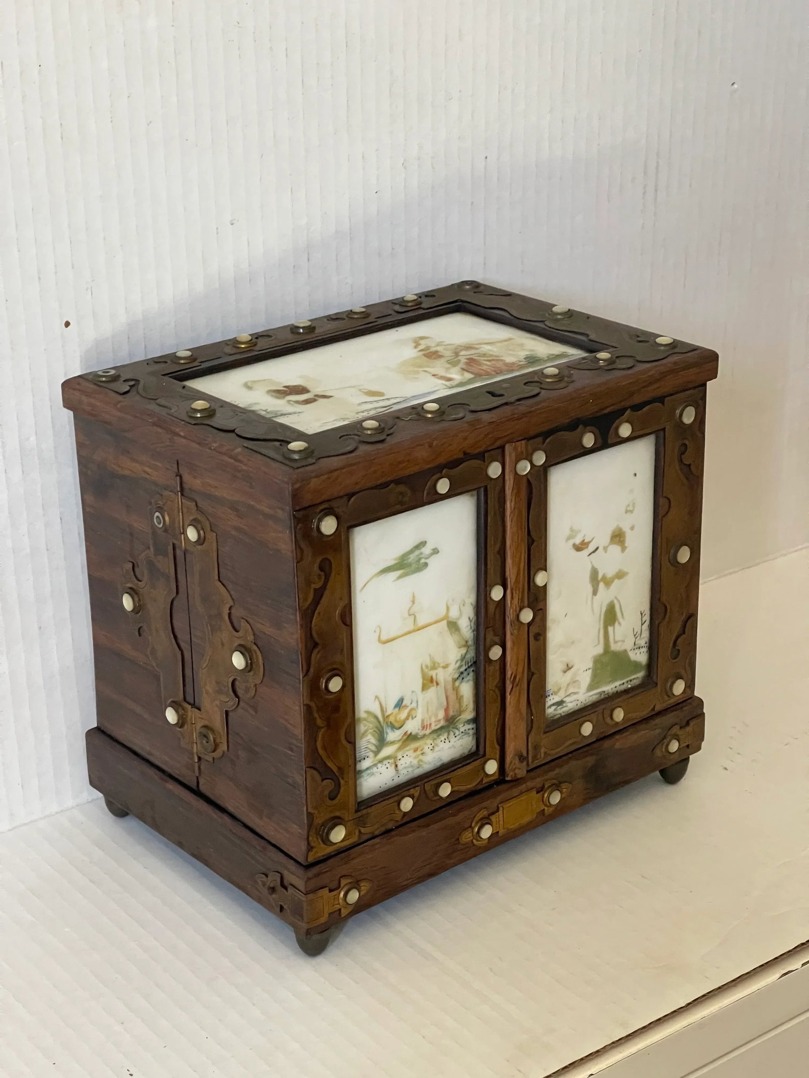 Early 1900s Antique Chinese Chinoiserie Qing Dynasty Treasure Box - 5