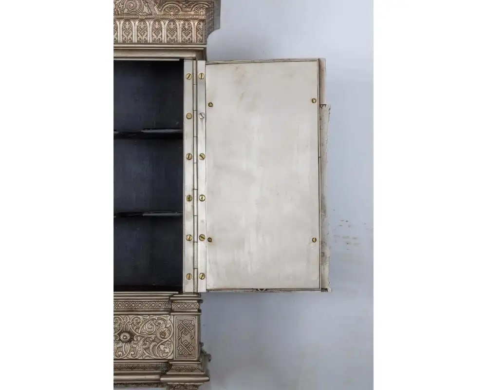 Late 19th Century Islamic "Alhambra" Silvered Bronze Quran Cabinet in the Islamic Nasrid Style - 9