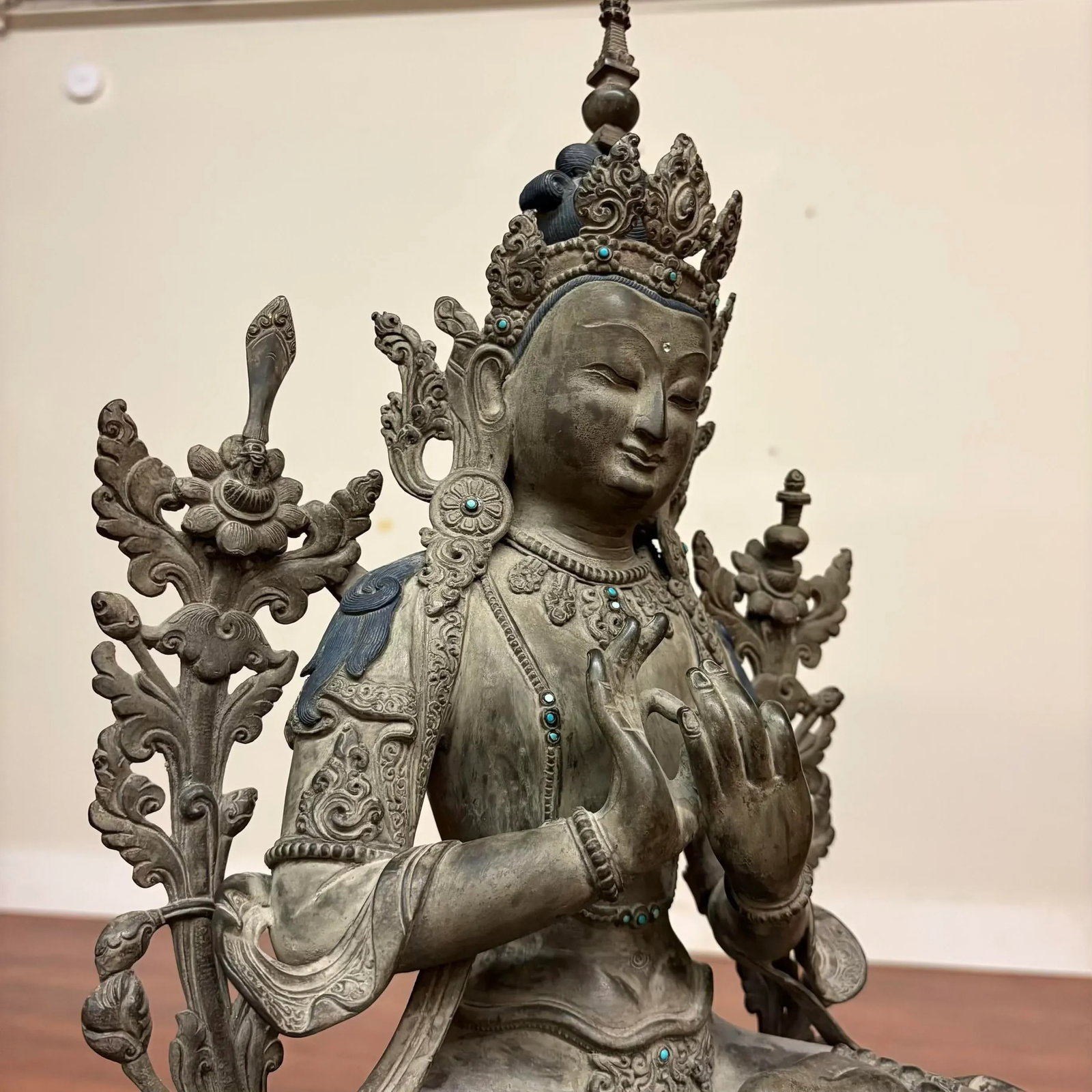Large Vintage Nepalese Bronze Tara Statue - 3