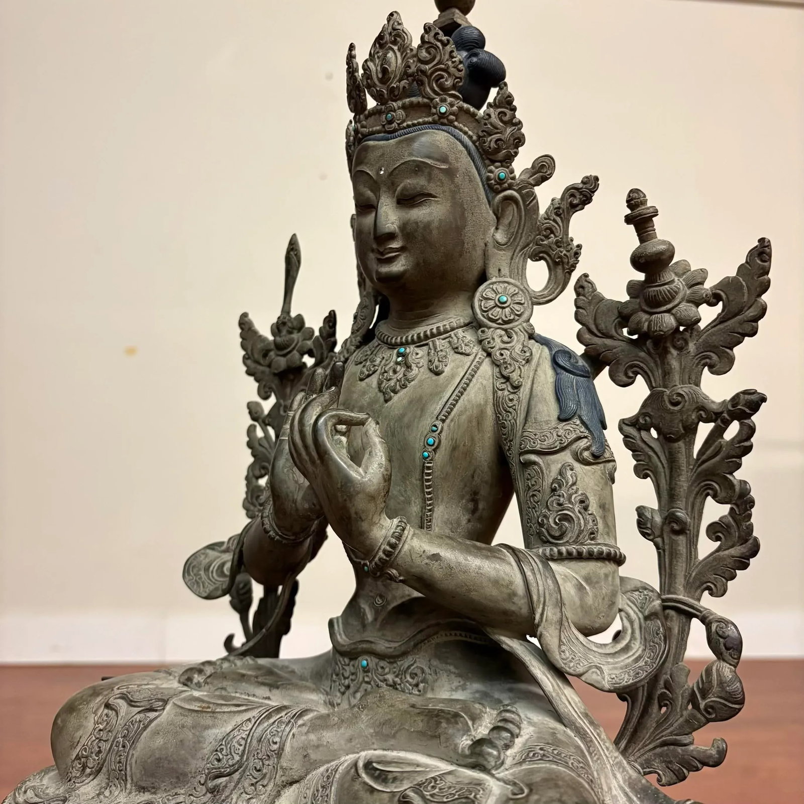 Large Vintage Nepalese Bronze Tara Statue - 6