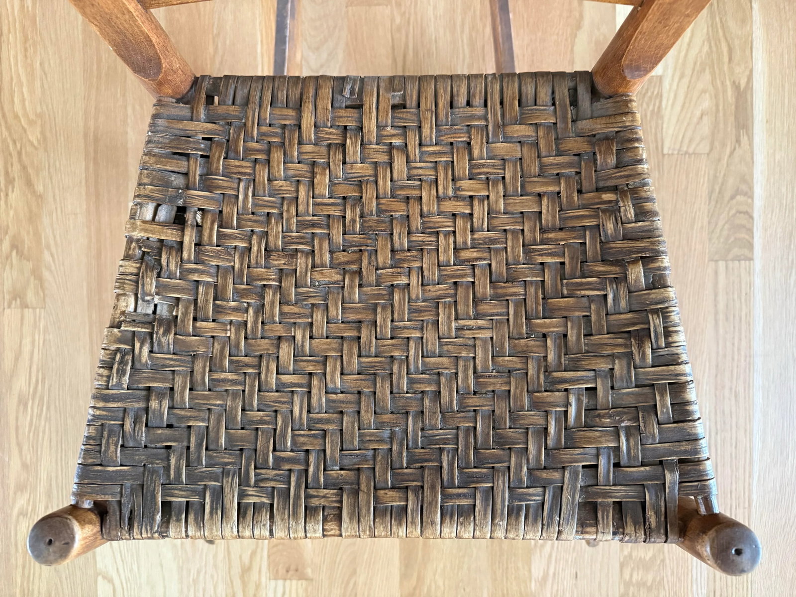 Small Antique Wood Ladder Back Rocking Chair With Woven Seat - 8