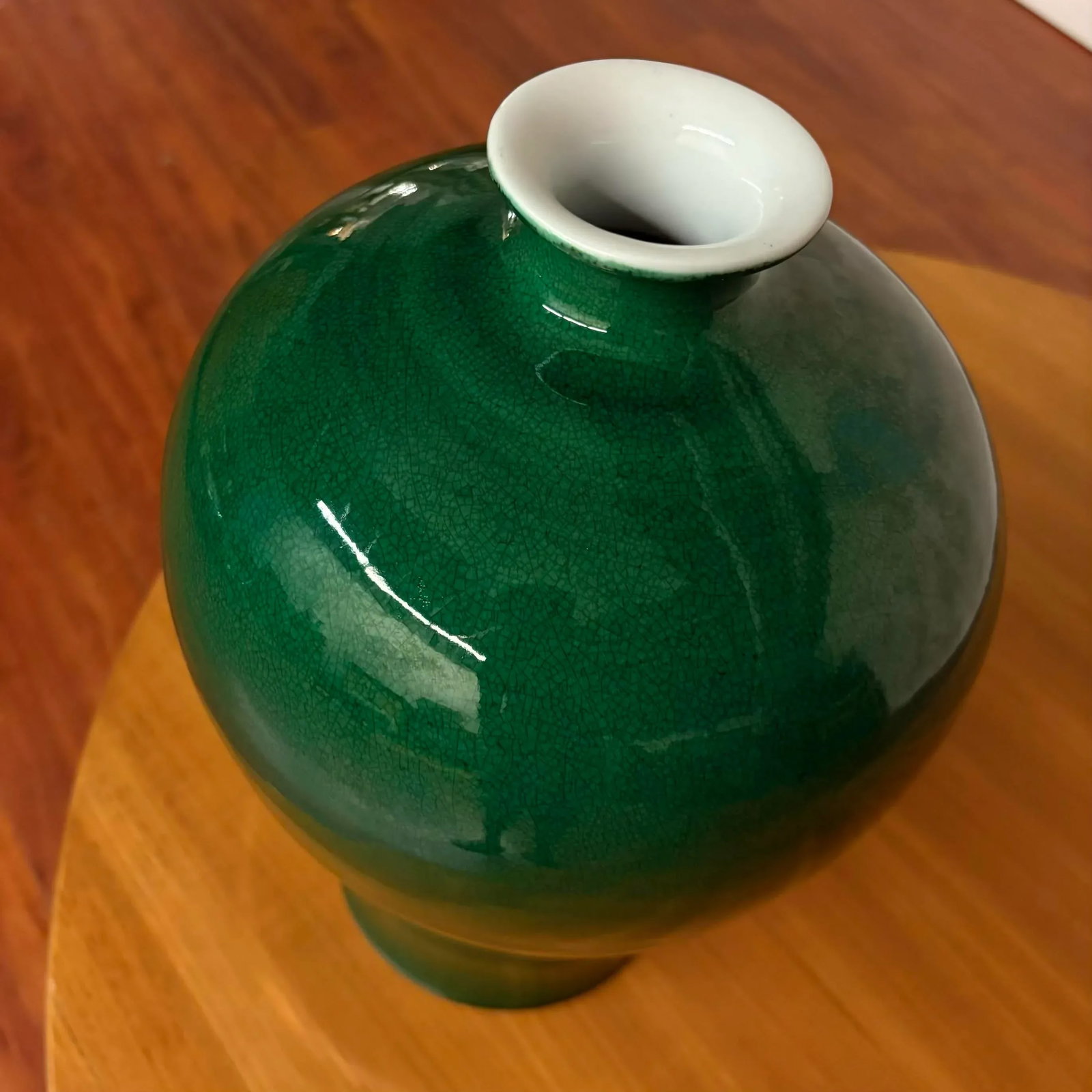 Vintage Green Crackle Glaze Meiping Vase - 10