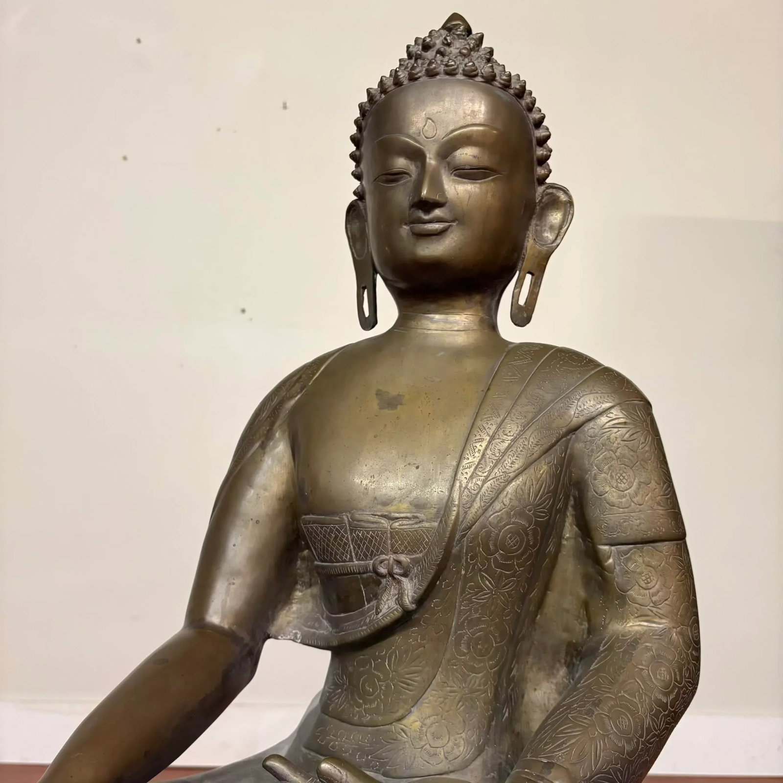 Large Nepalese Bronze Seated Buddha Sculpture Statue - 13