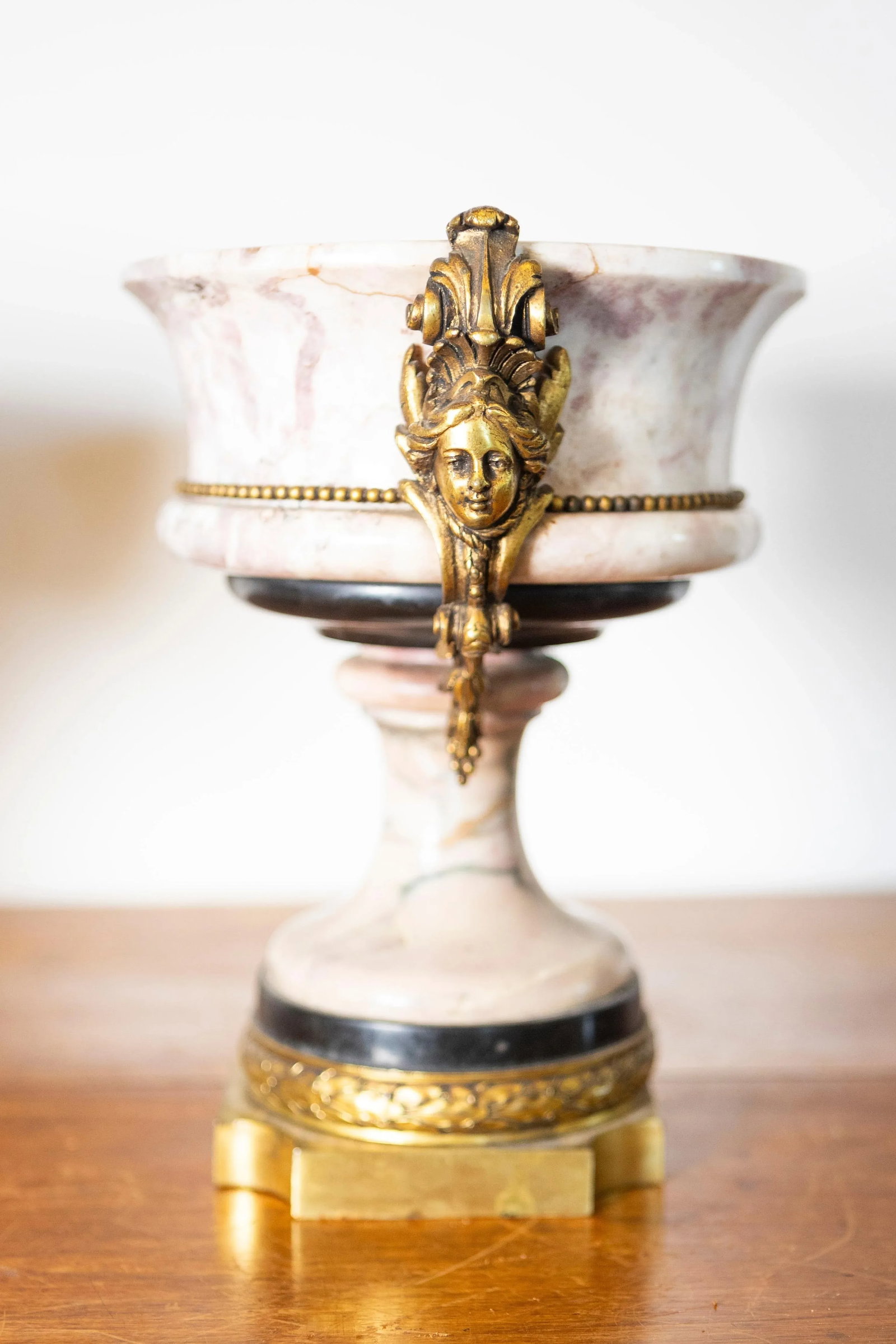 Pair of 19th-Century French Neoclassical Marble and Gilt Bronze Urns - 10