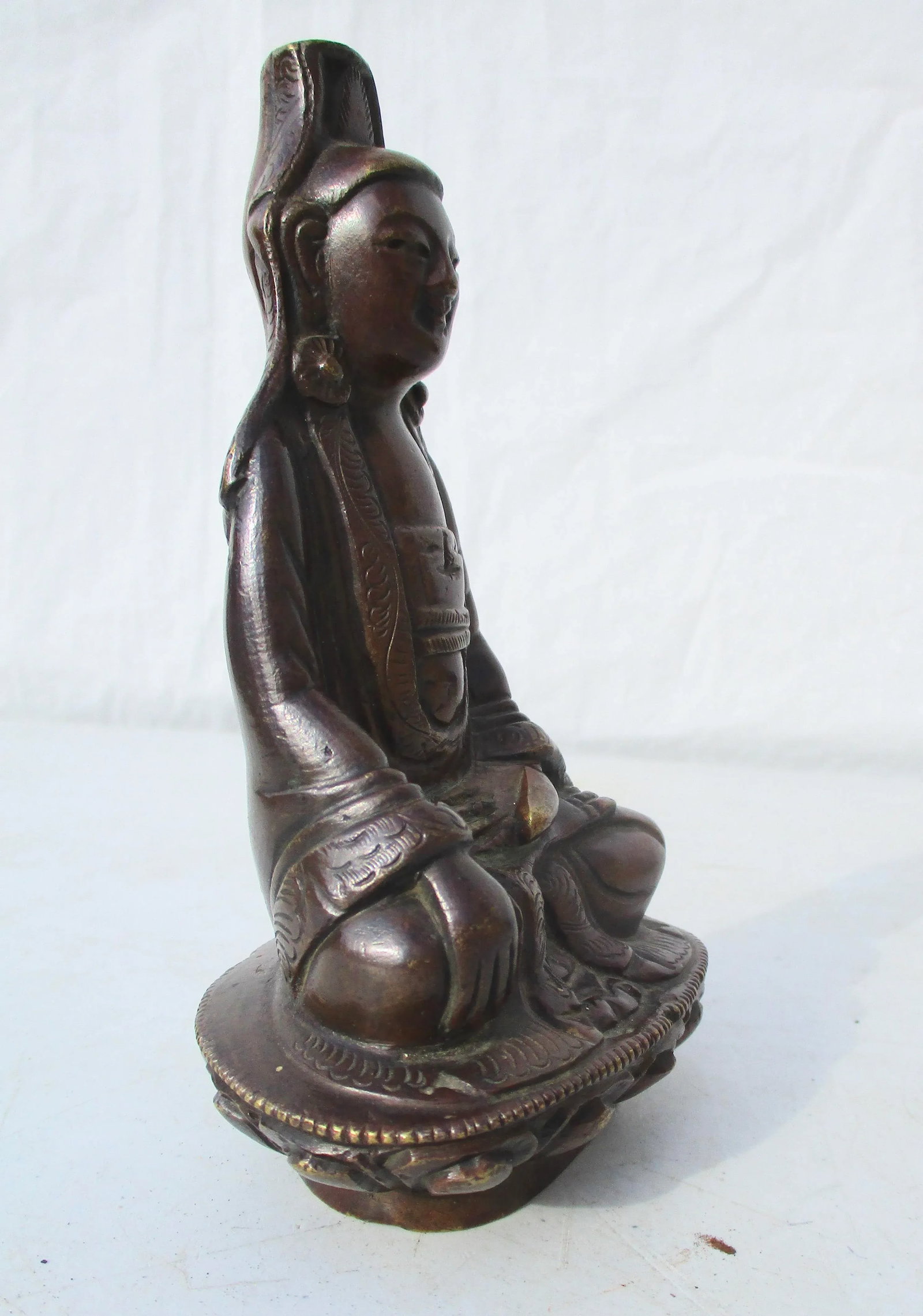 Sino-Tibetan Kuan-Yin Seated Bronze Late 19th Century - 4