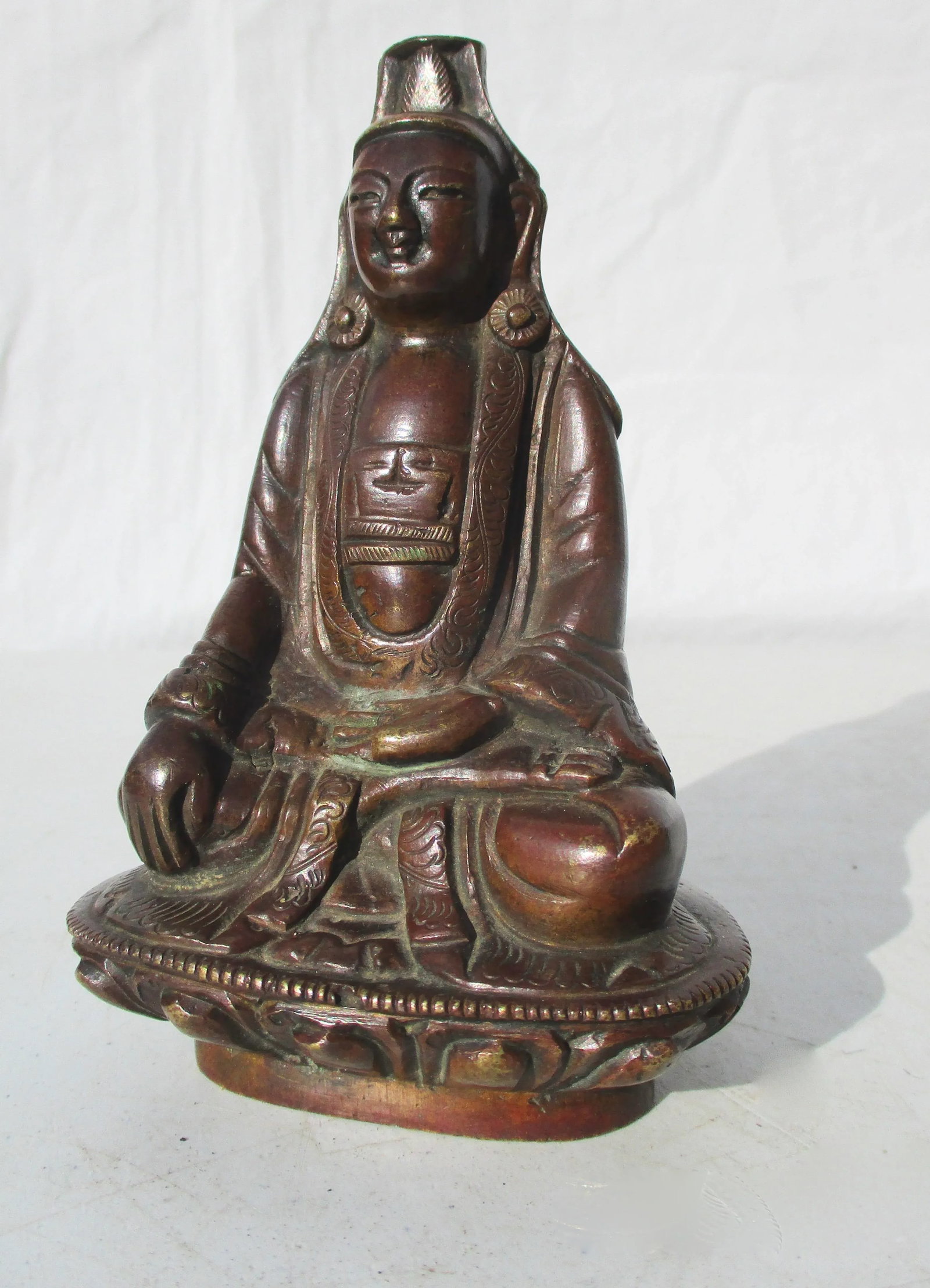 Sino-Tibetan Kuan-Yin Seated Bronze Late 19th Century - 5