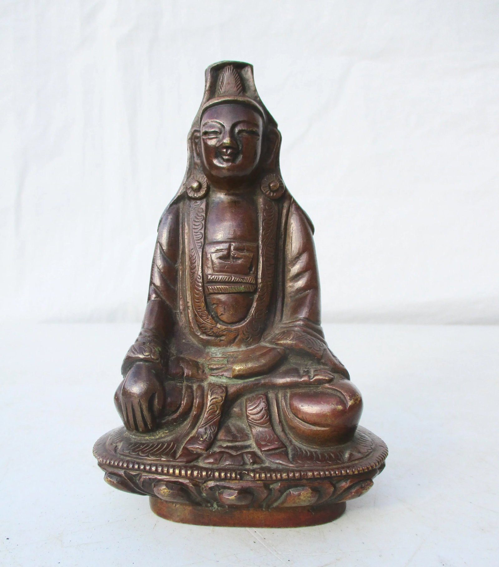 Sino-Tibetan Kuan-Yin Seated Bronze Late 19th Century - 7