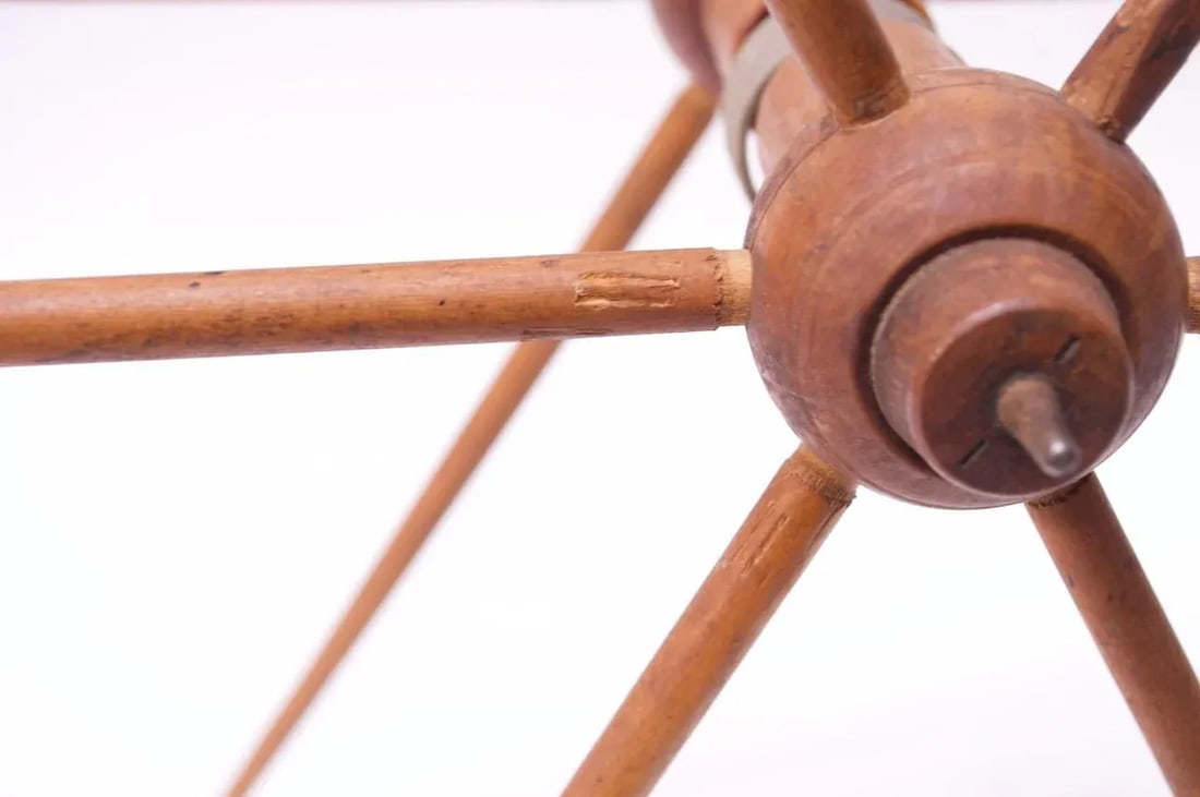 Vintage Primitive Yarn Winder / Yarn Swift - 11