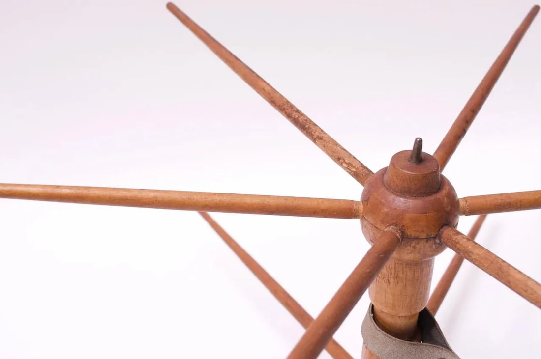 Vintage Primitive Yarn Winder / Yarn Swift - 9