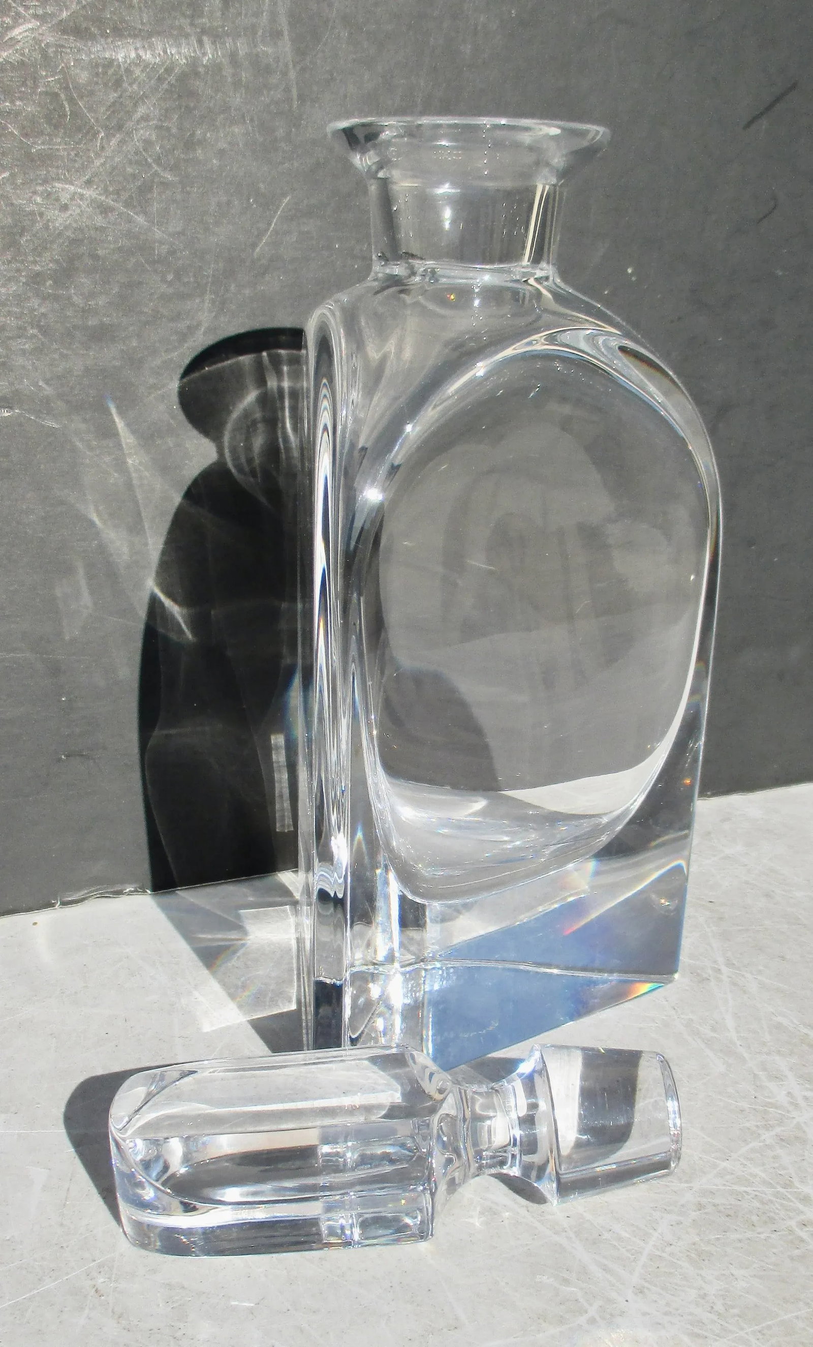 Atlantis Triangular Crystal Whisky Decanter - 5