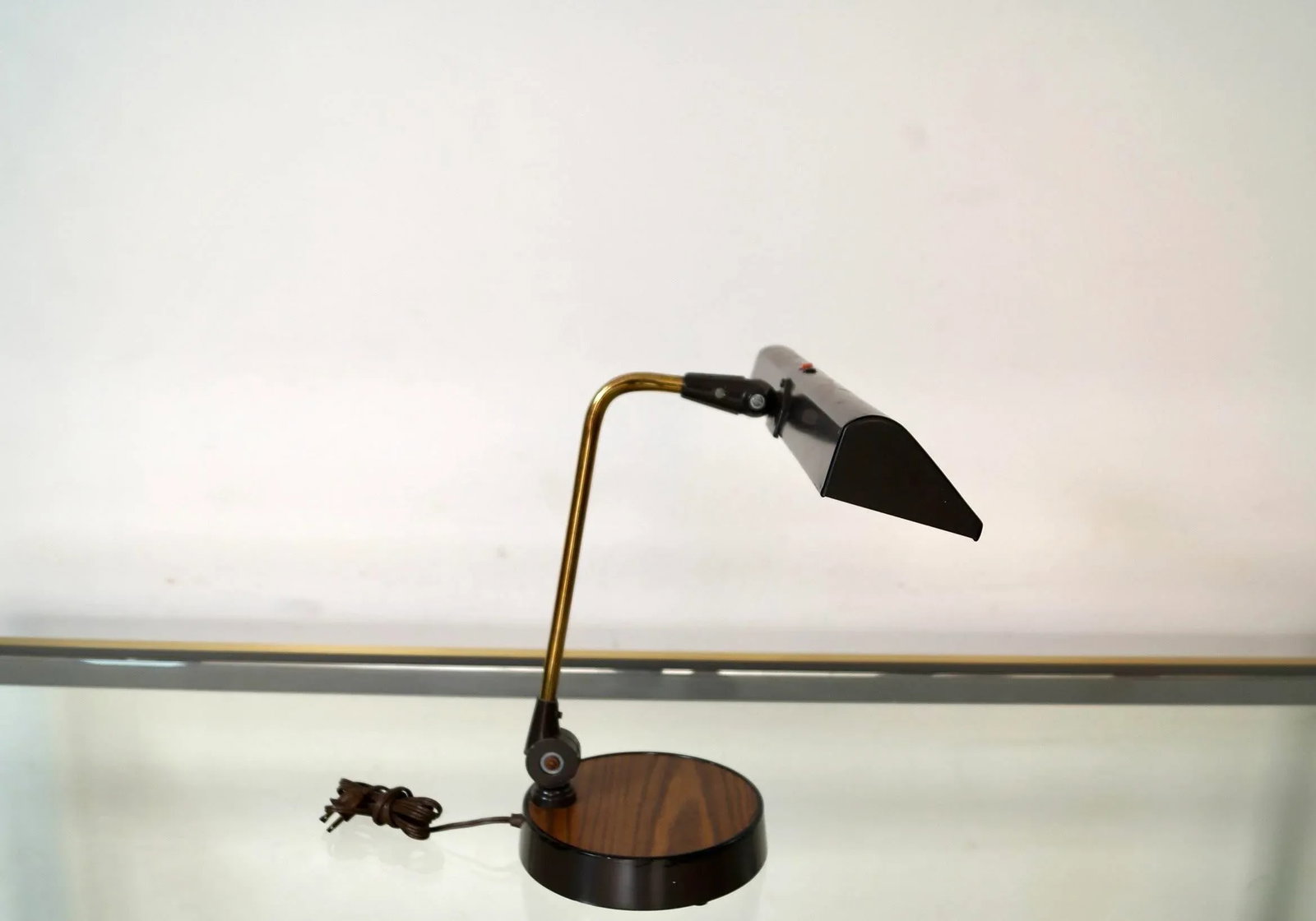 1970's Mid-Century Modern Executive Desk Lamp - 3