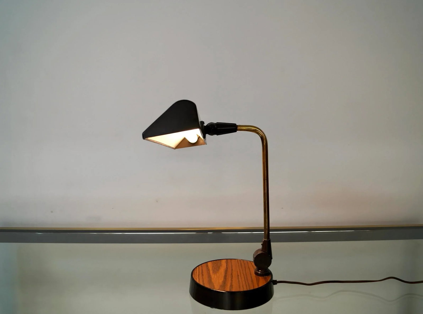 1970's Mid-Century Modern Executive Desk Lamp - 4