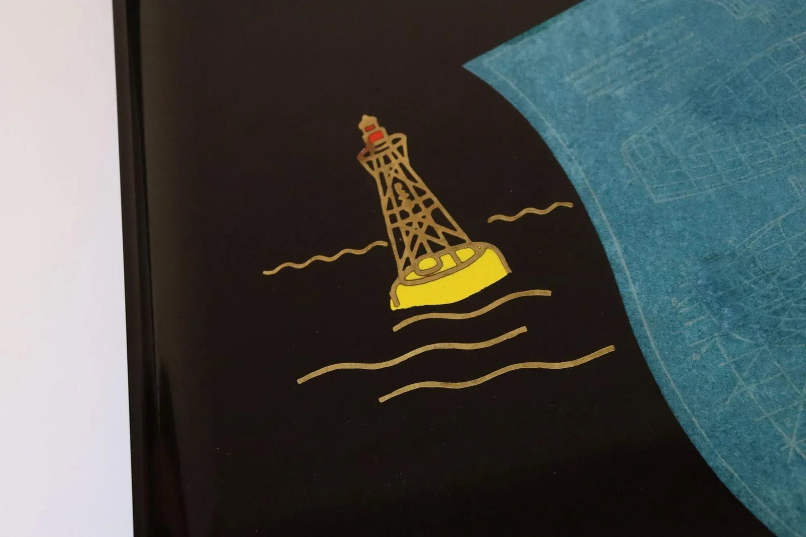 Large Mid-Century Black Resin Tray With Inlaid Sailboats and Lighthouse Motif - 9