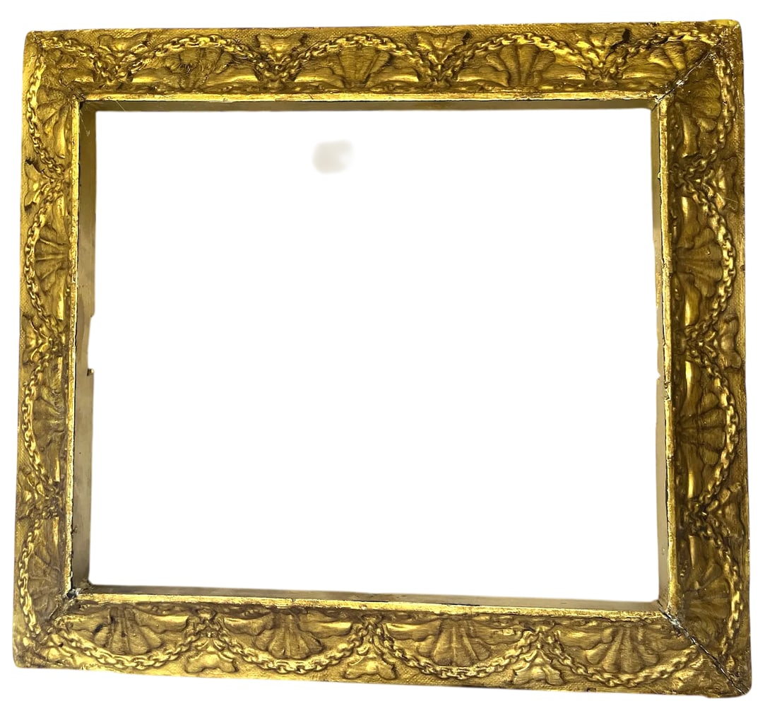 Antique Louis XVI Giltwood Frame With Shell & Garland Detailing, 19th Century - 2