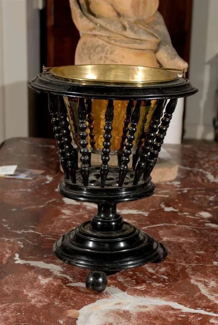 Dutch 1840s Ebonized Wood Jardinière with Brass Liner and Turned Spindles - 2
