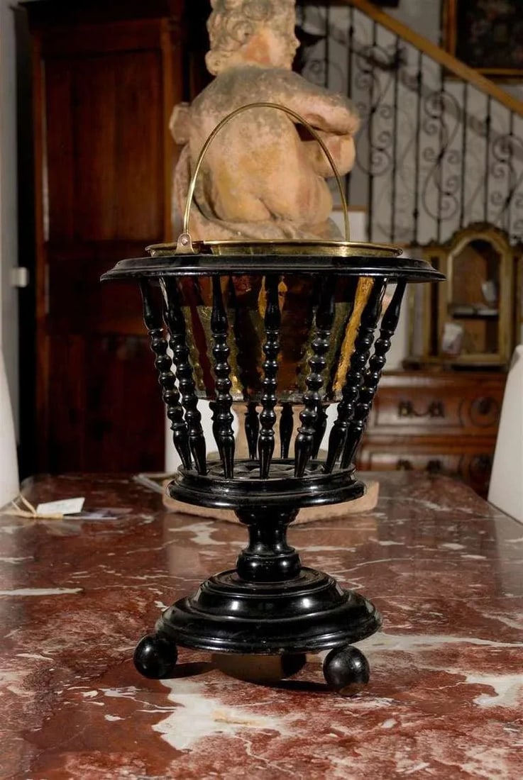 Dutch 1840s Ebonized Wood Jardinière with Brass Liner and Turned Spindles - 7