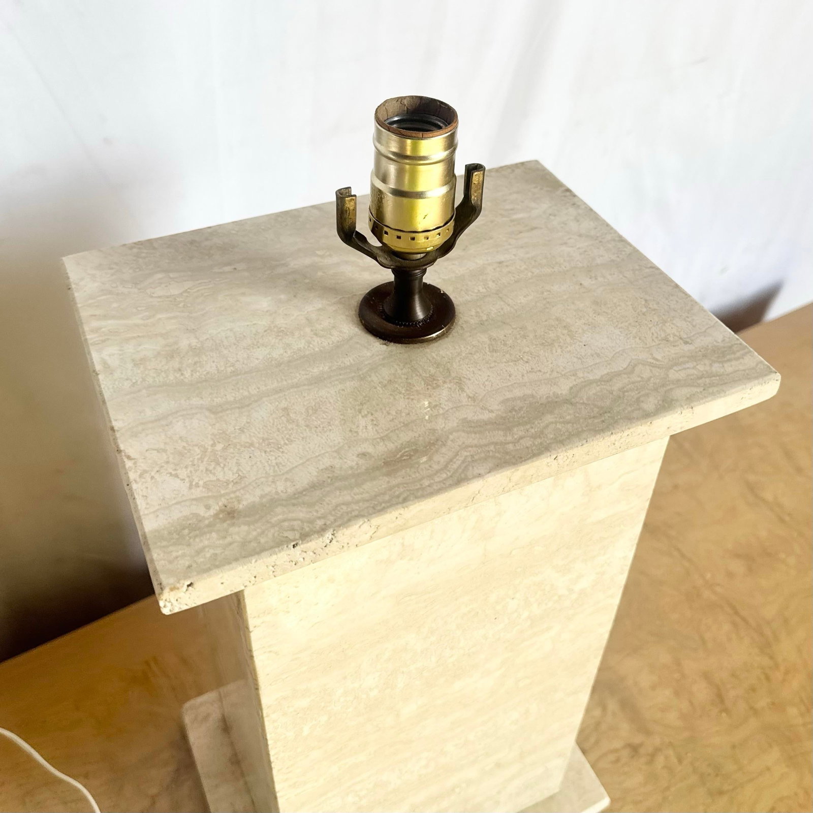 Vintage Travertine Table Lamp - 9