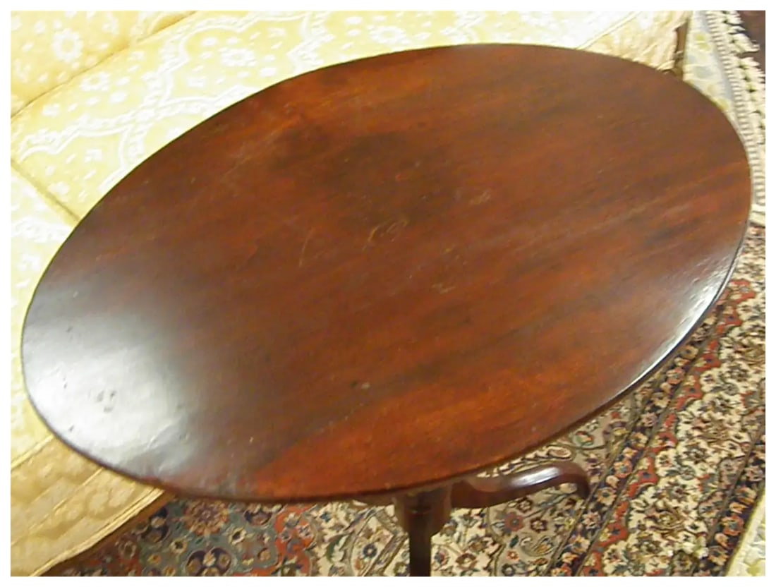 18th Century Mahogany American Tilt Top Tea Table or Candle Stand - 6