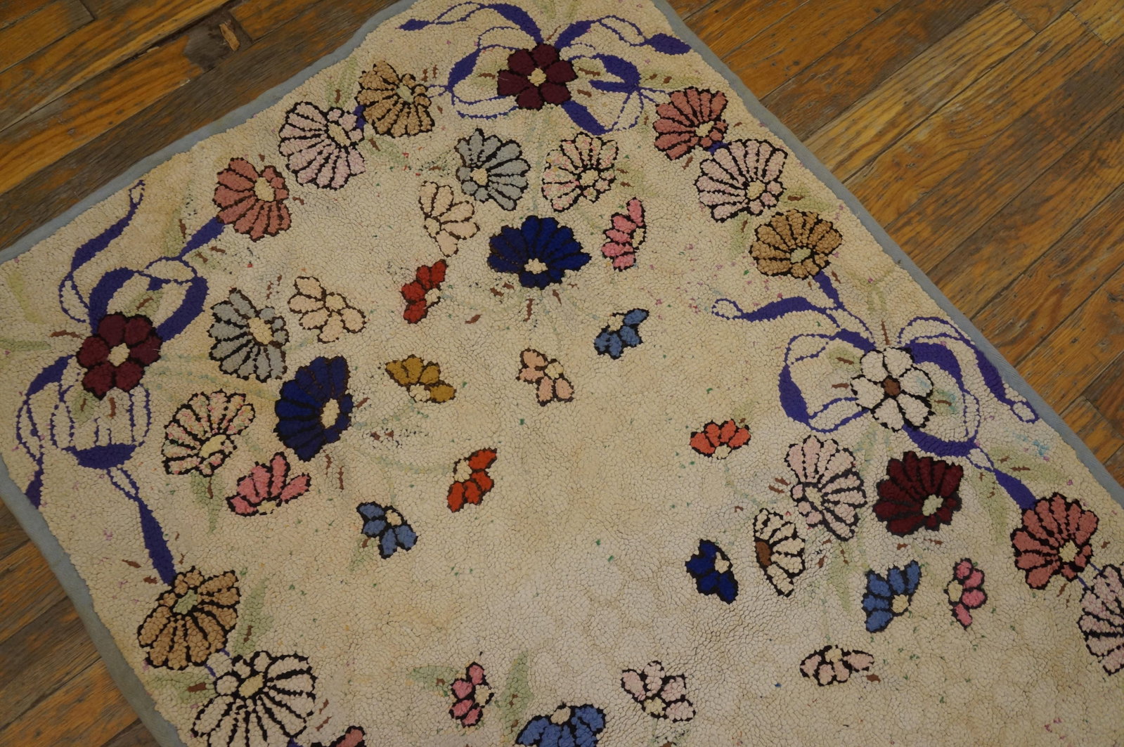 1930s Multicolor Floral Folk Art Antique American Hooked Rug 2'5" X 4'1" Handknotted Wool Carpet - 2