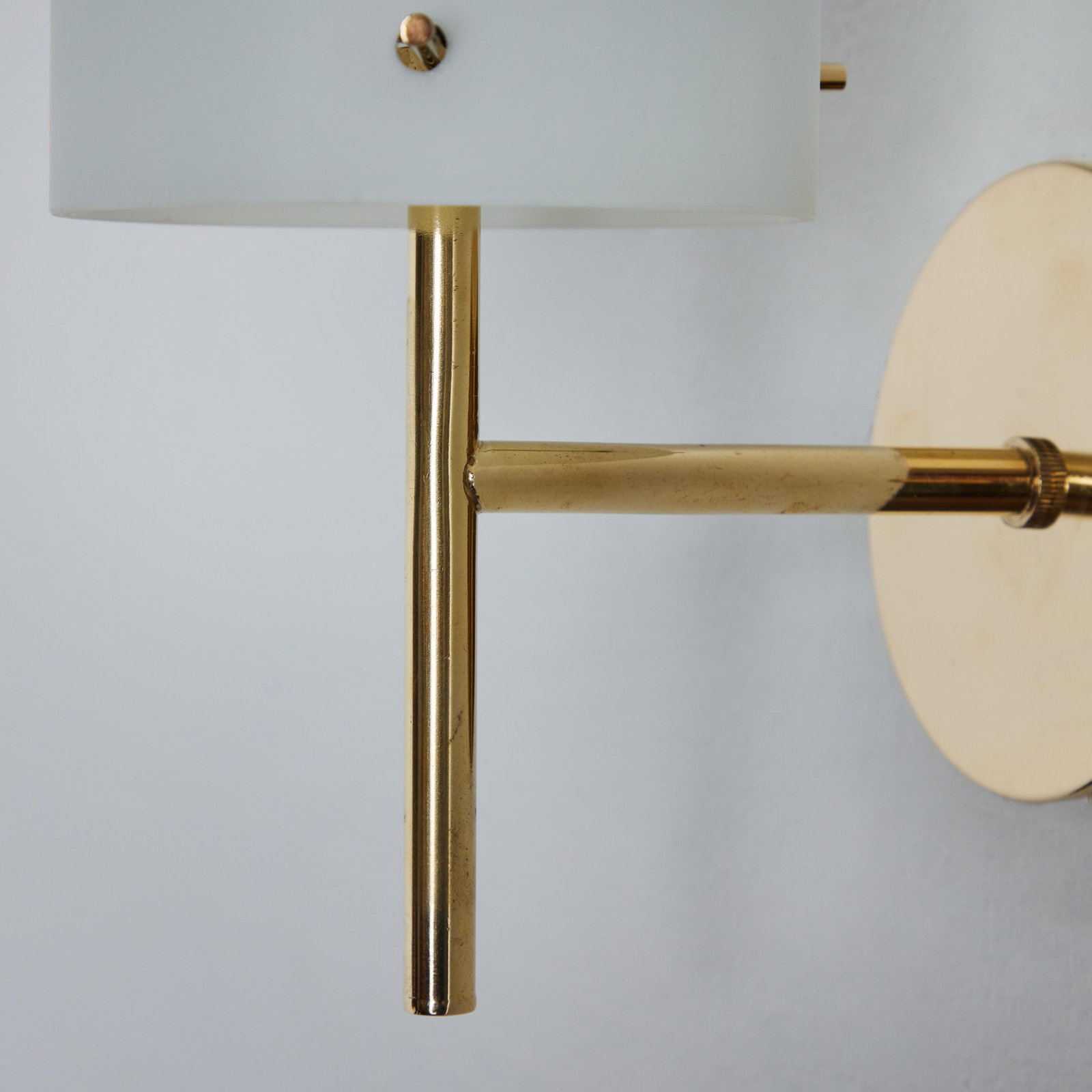 1950s Tito Agnoli Brass & Glass Cylindrical Wall Lamp for O-Luce - 4