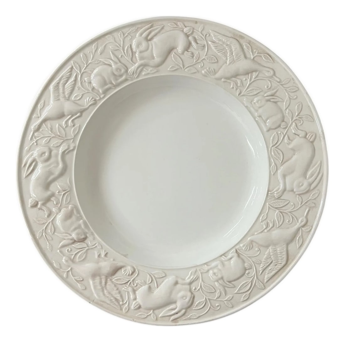 Vintage Large Rabbit and Geese, Ducks White Ironstone Themed Serving Bowl Made in Italy: Beautiful large white geese and rabbits themed serving bowl. Outer rim measures 19" diameter, while inner bowl measures 12" diameter x 2.5" h. No cracks, chips or crazing. Made in Italy. Condition: