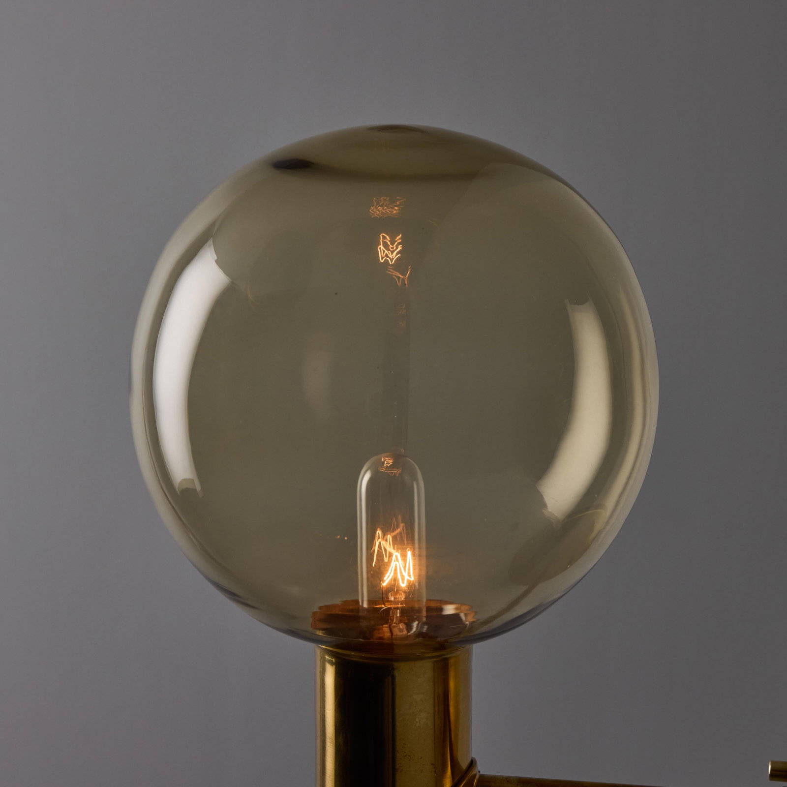 1960s Hans Agne Jakobsson #V149 Glass & Brass Wall Lamp for Markaryd - 4