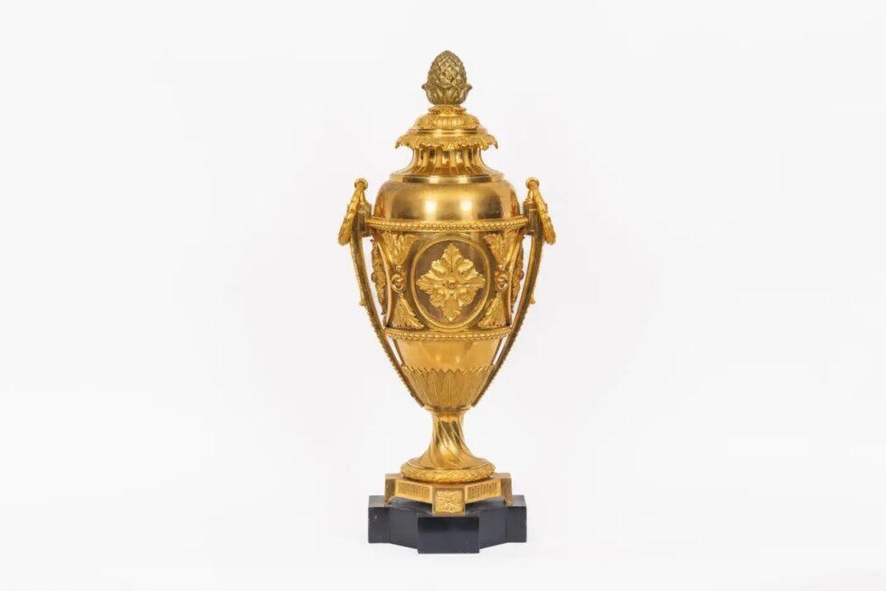 A Magnificent Pair of French Louis XVI Style Ormolu Vases - 9