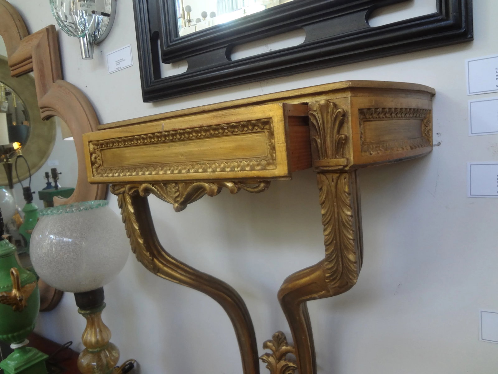 Large Pair of Italian Louis XVI Style Giltwood Wall Brackets or Wall Consoles - 5