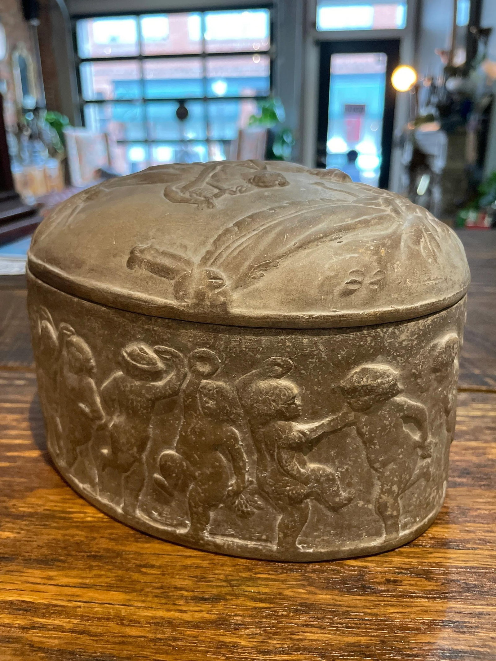 Late 19th Century Manifattura Di Signa Terracotta Box- Classical motif- ITALY - 7