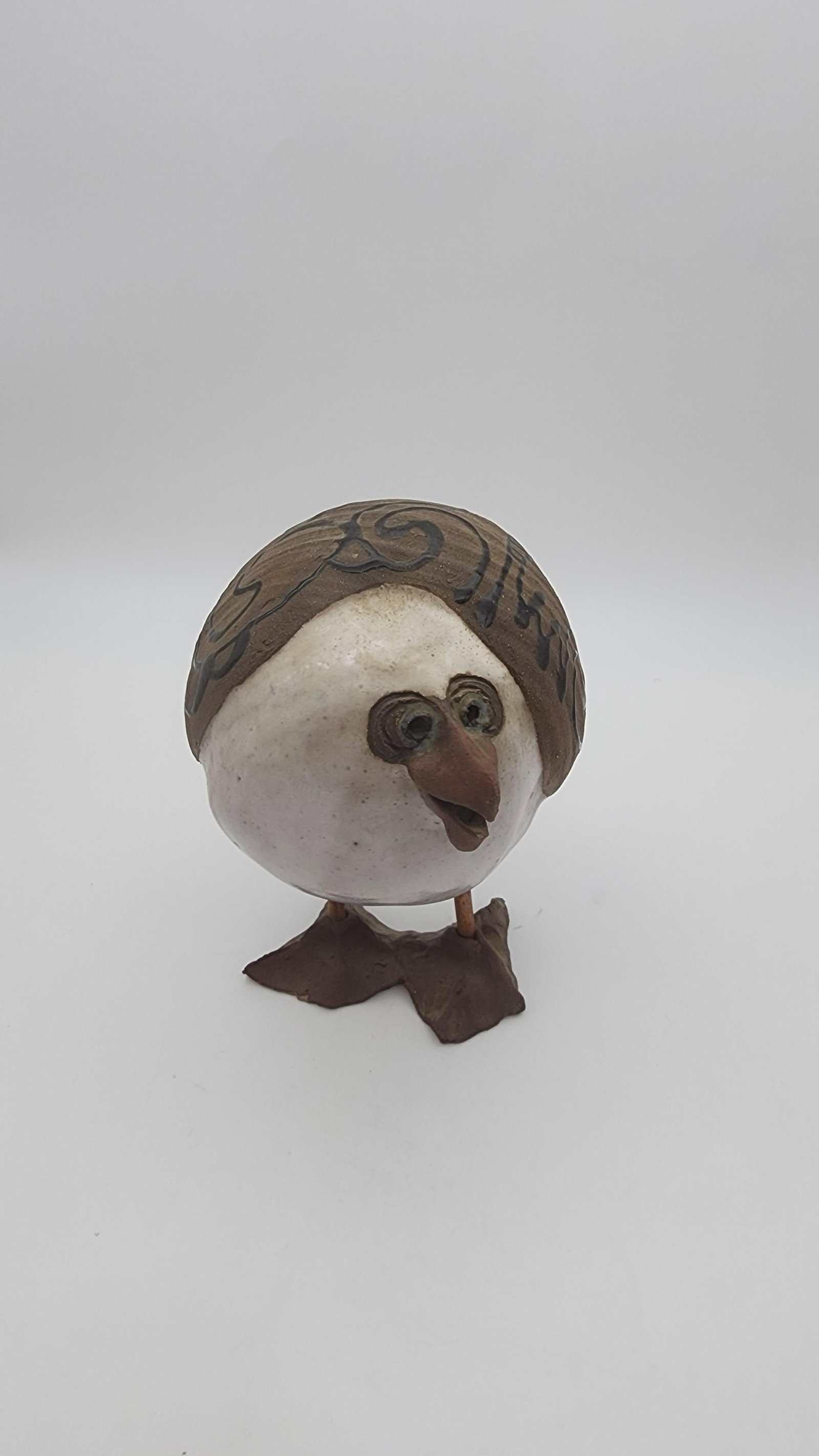 Late 20th Century Studio Pottery Seagull Sculpture by Susan Davis - 3