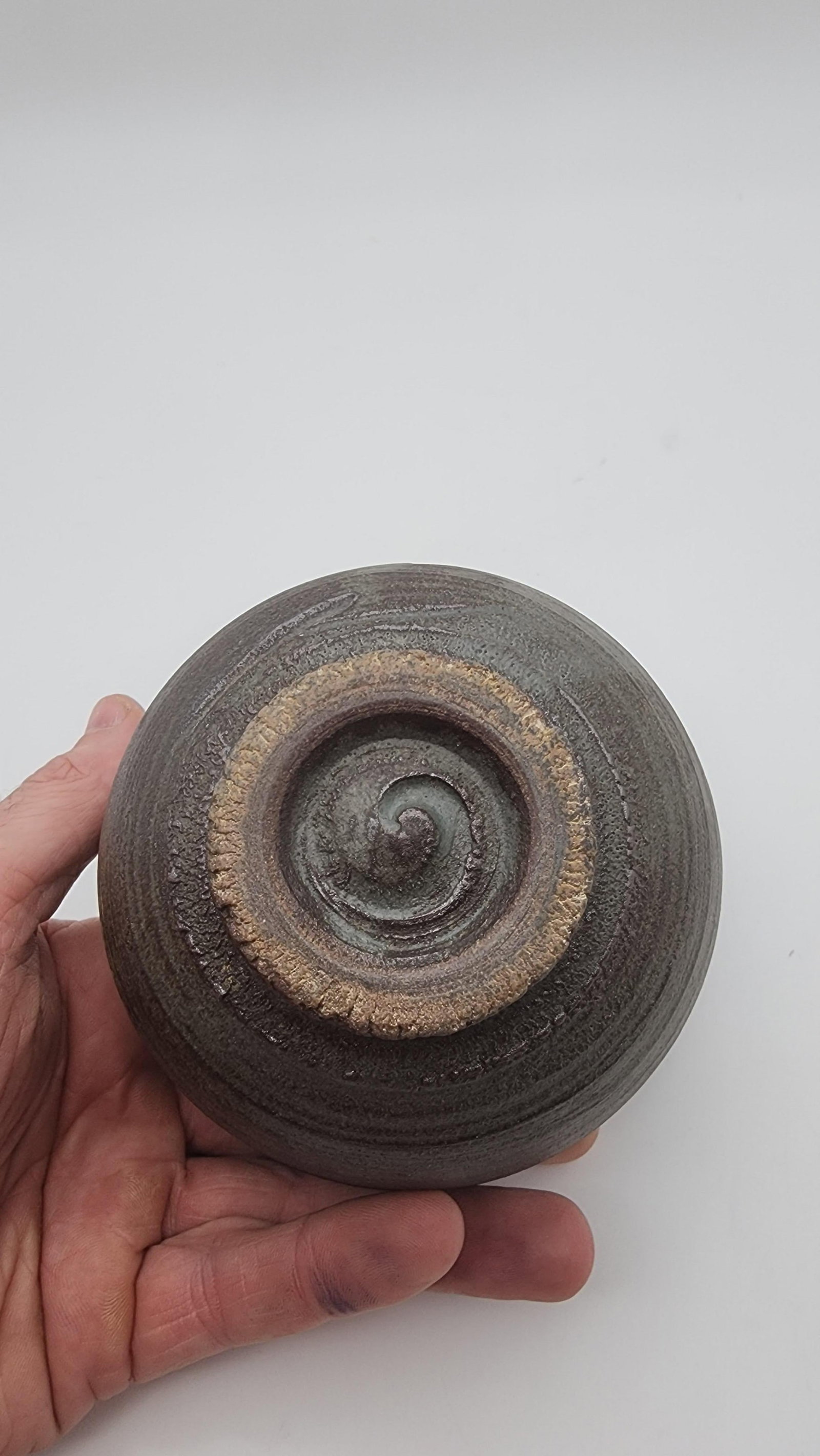 Late 20th Century Japanese Studio Pottery Tenmoku Tea Bowl / Chawan - 9