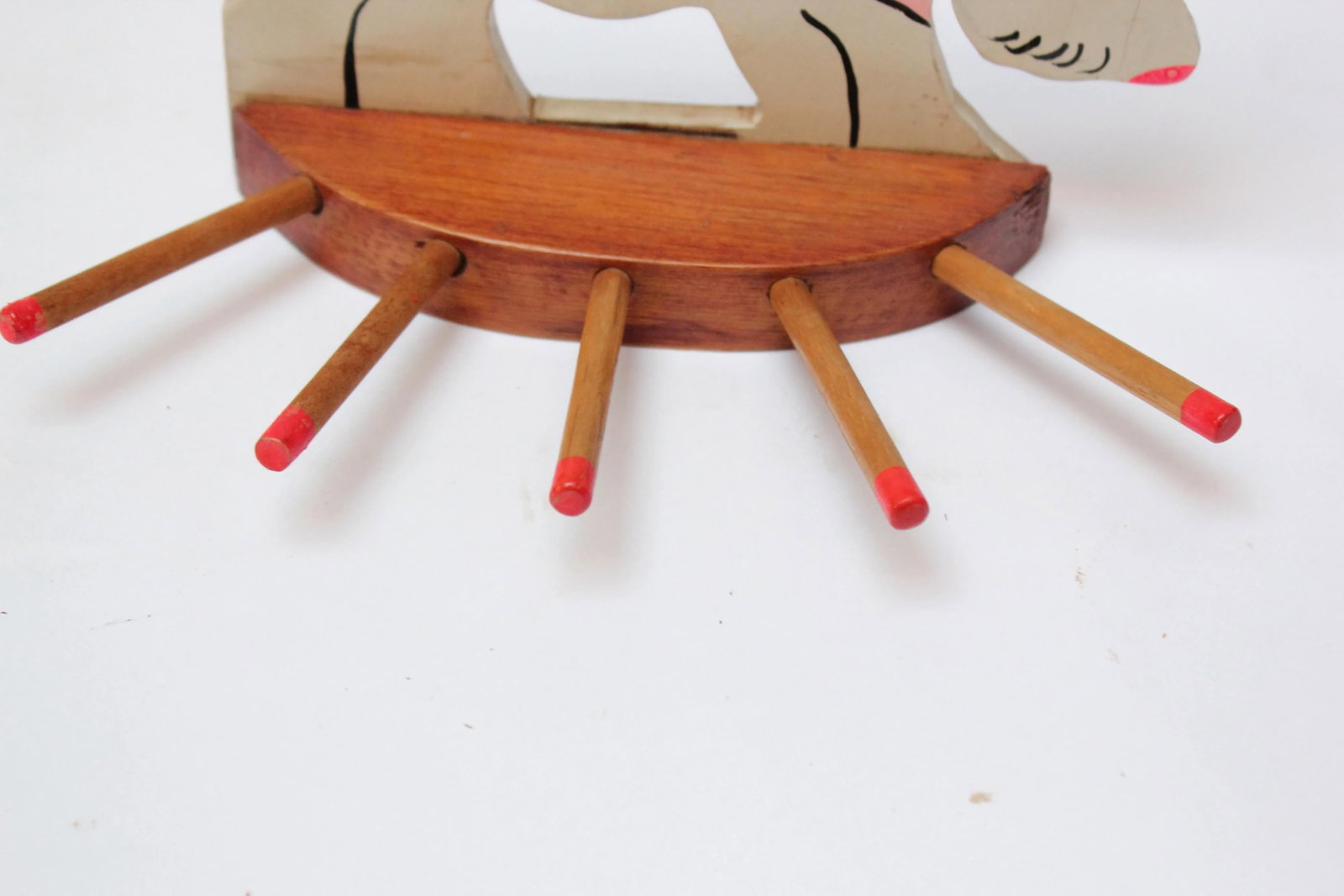 Folk Art Hand-Carved and Painted Scottie Dog Washcloth / Key Rack - 7