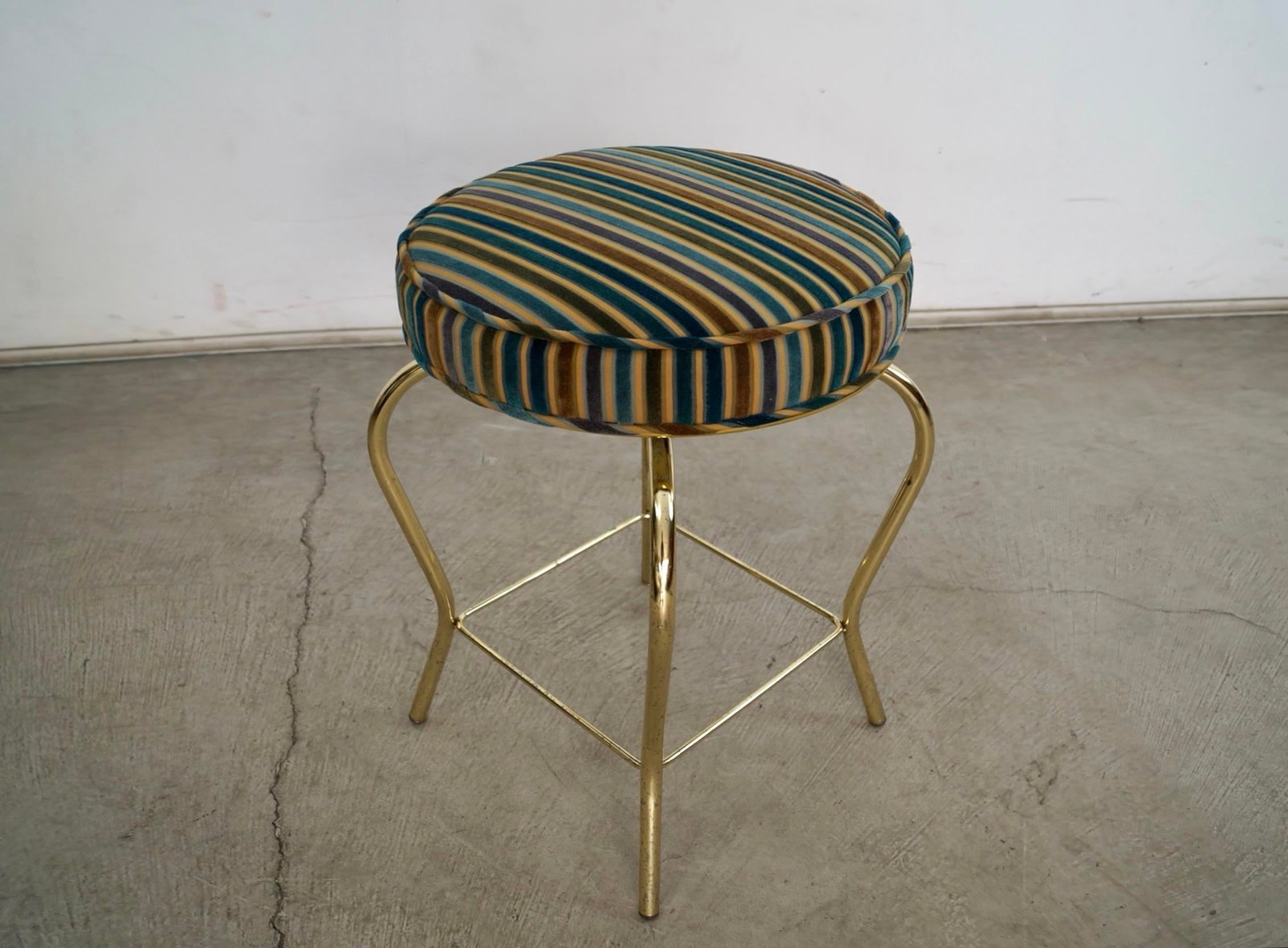 1960's Hollywood Regency Swivel Brass & Velvet Vanity Stool - 2