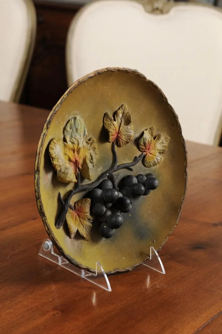 French 20th Century Wall Hanging Pottery Plate with Black Grapes Motifs - 8