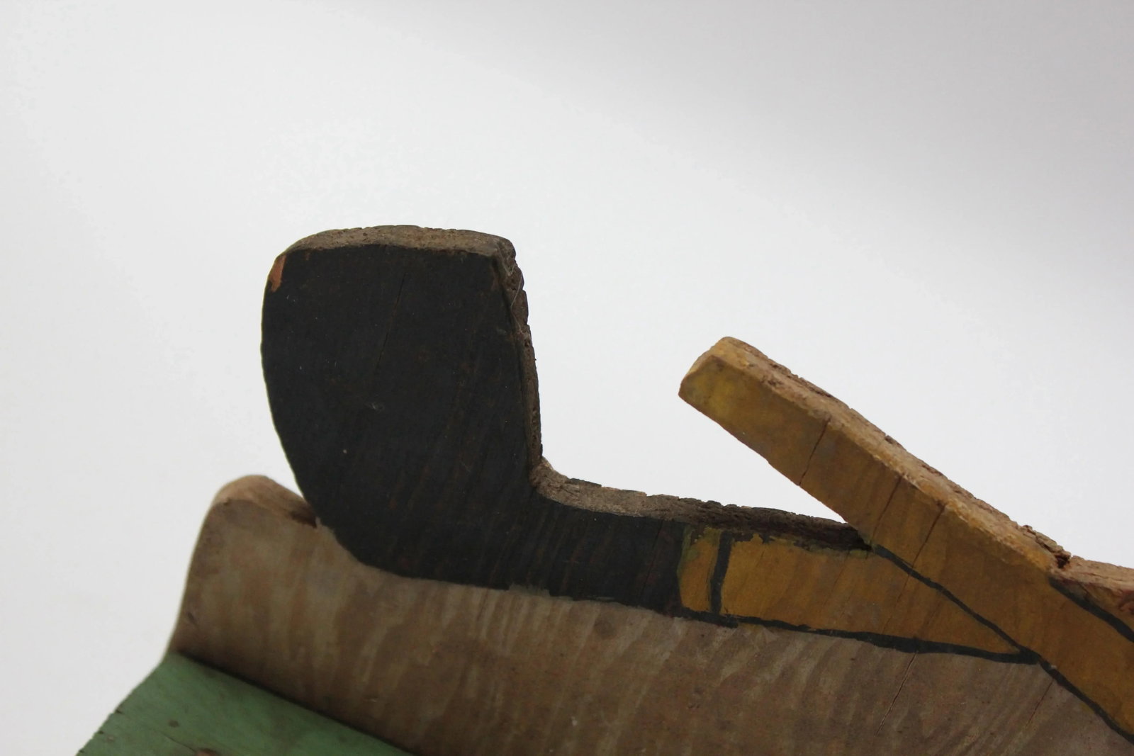 Small Folk Art Smokers 'Pipe Valet' - 9