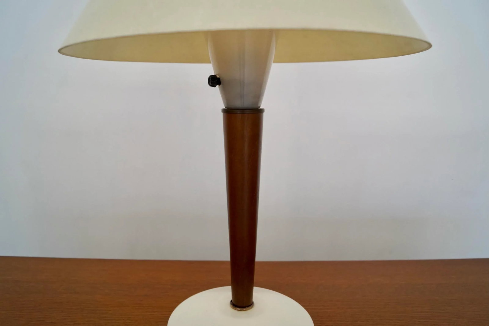 Mid-Century Modern Space Age Table Lamp - 3