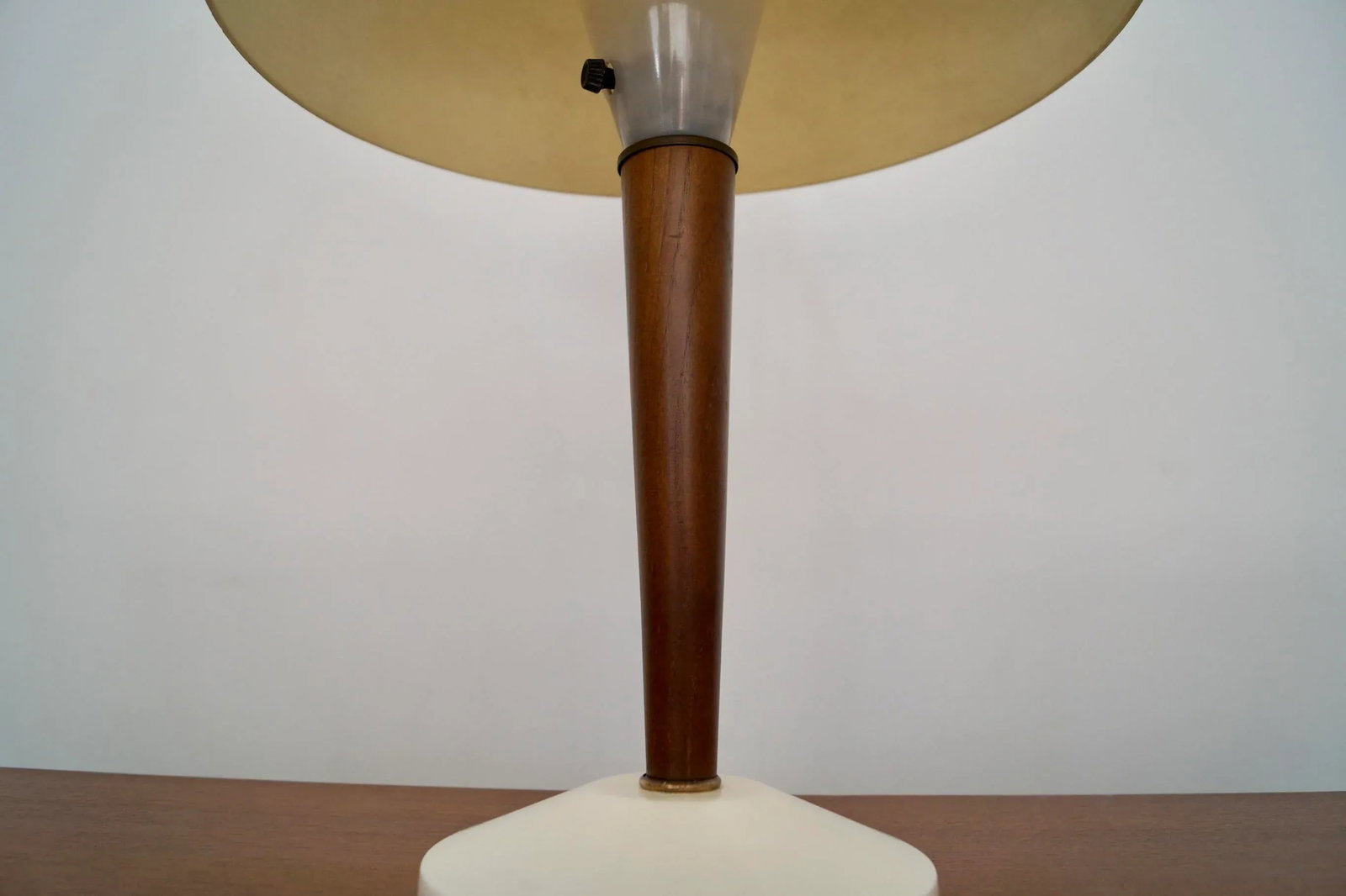 Mid-Century Modern Space Age Table Lamp - 6