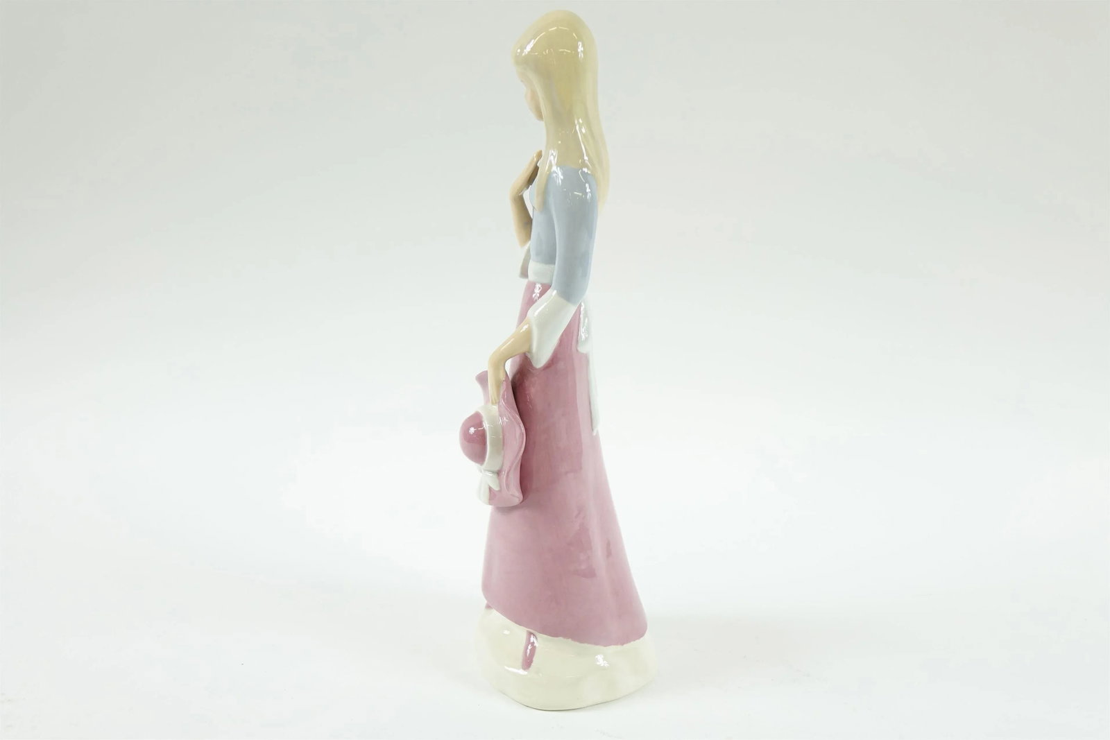 Mid 20th Century European Porcelain Figurine of a Girl - 2