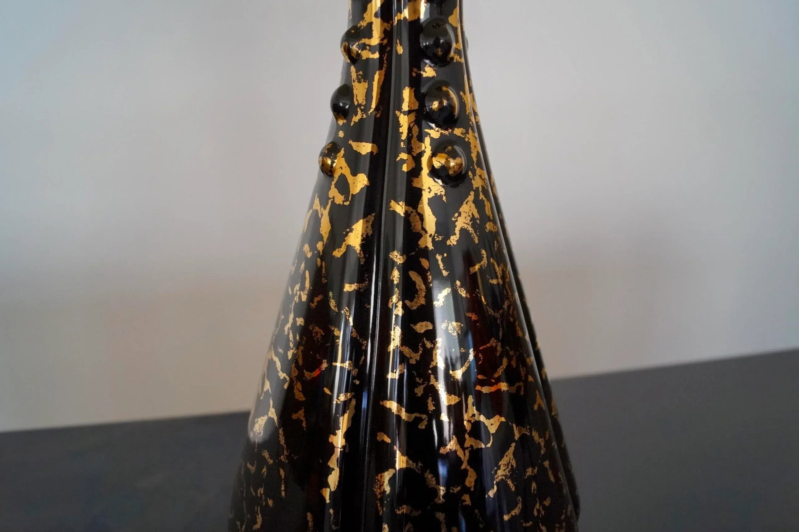1950's Hollywood Regency Porcelain Table Lamp - 10
