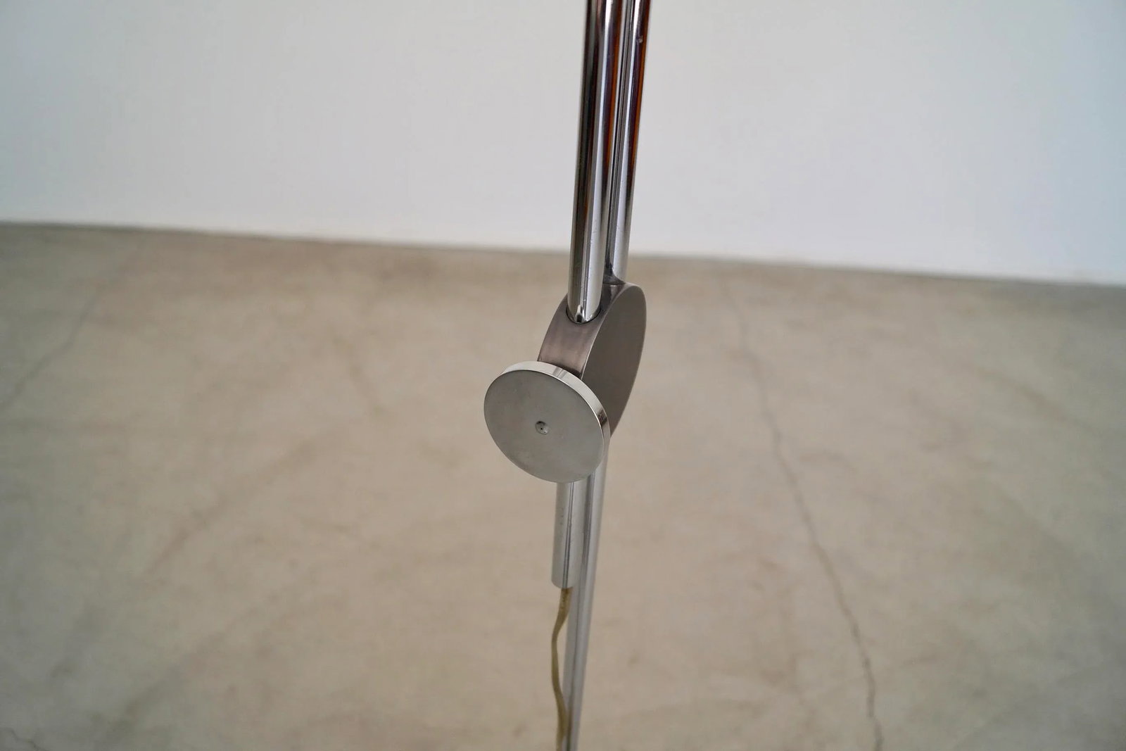1960's Mid-Century Modern Robert Sonneman Adjustable Floor Lam - 7