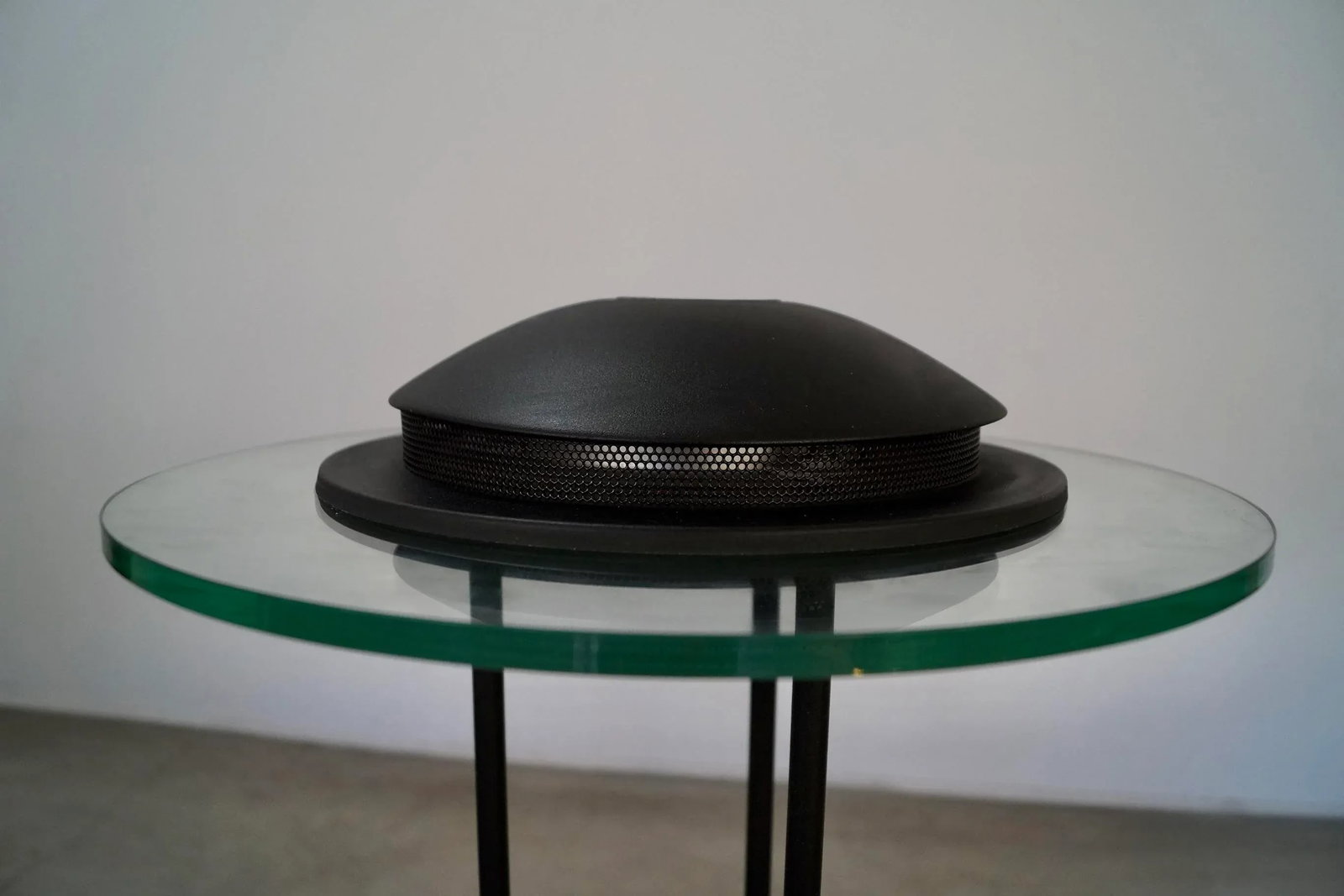 1980's Postmodern Robert Sonneman Saucer Table Lamp - 8