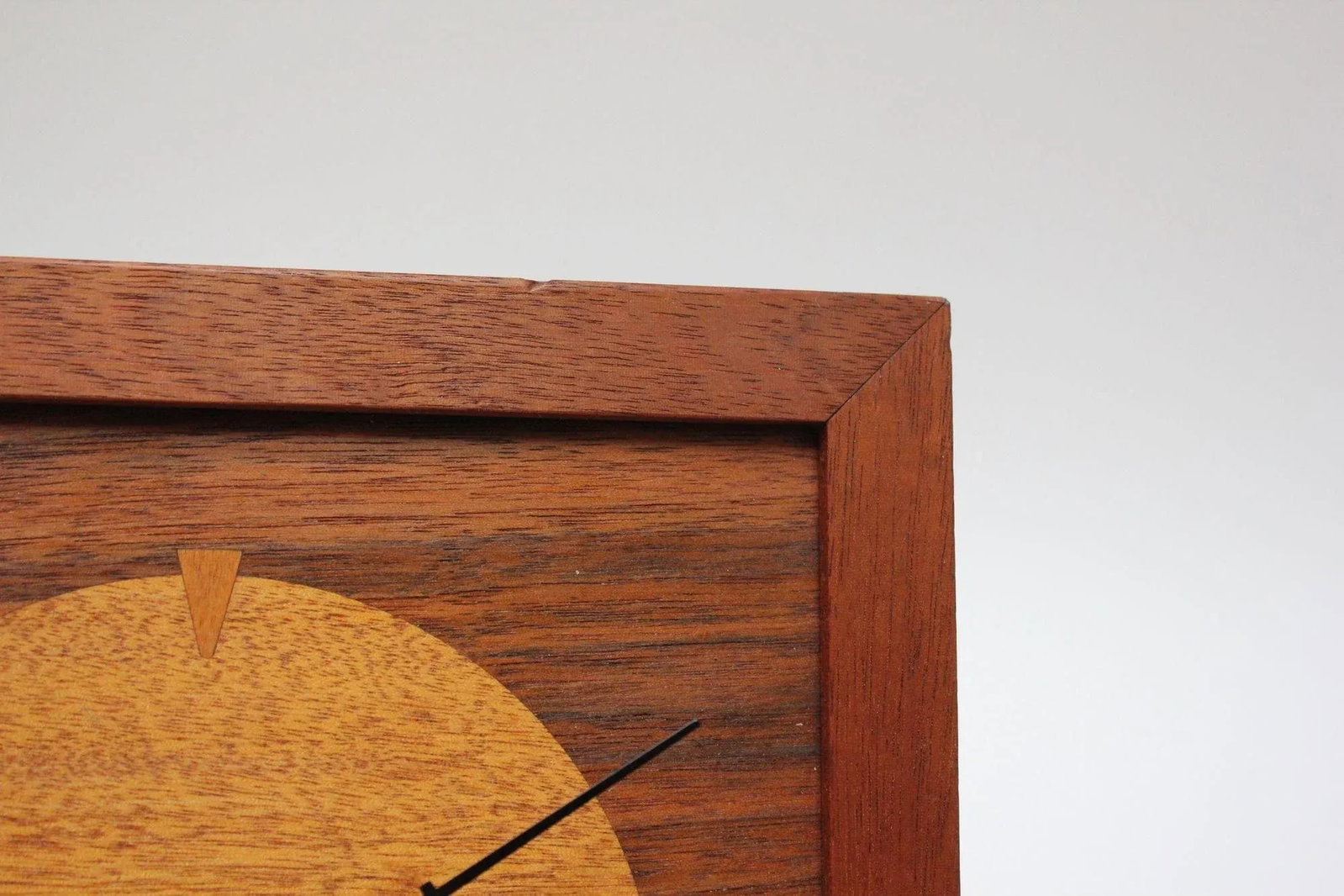 Vintage "Sailboat" Marquetry Wooden Inlaid Clock Artist Signed - 8