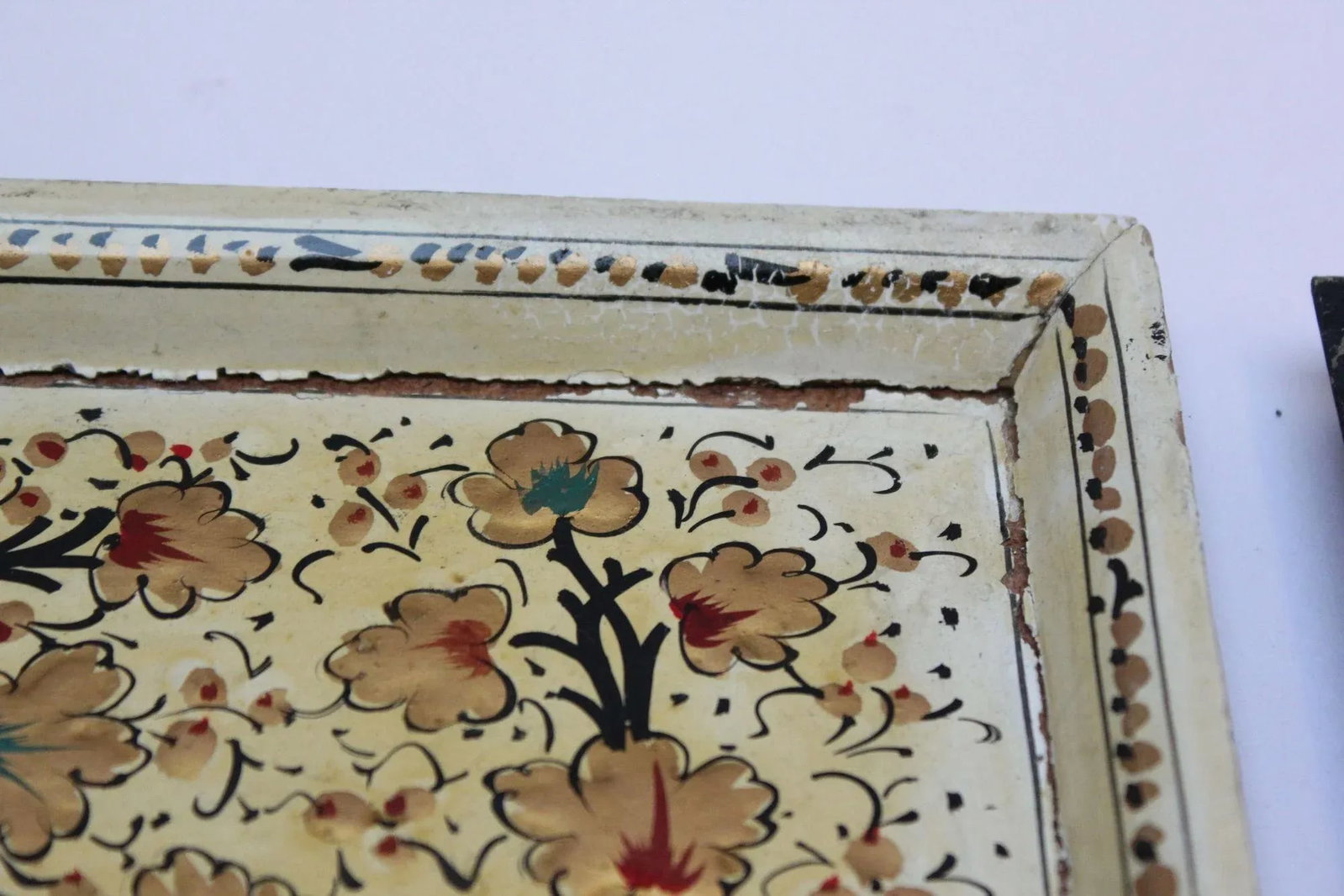 Set of Two Vintage Kashmiri Hand-Painted "Nature-Study" Decorative Trays - 11