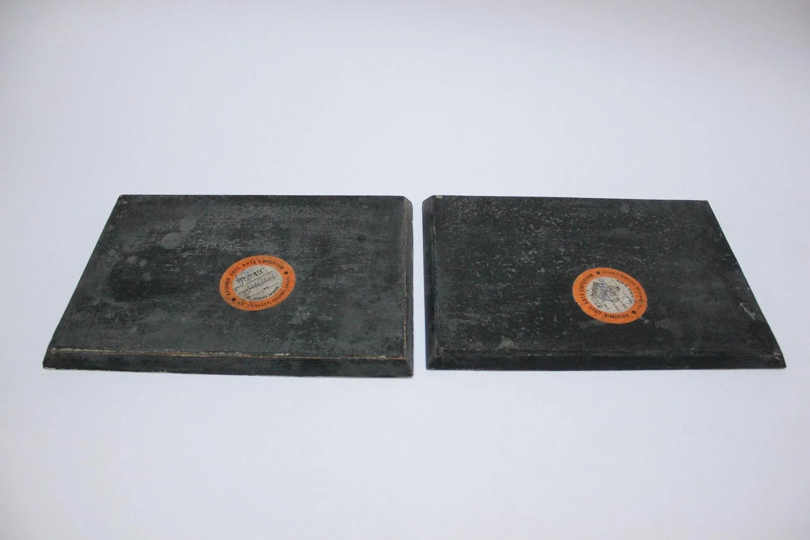 Set of Two Vintage Kashmiri Hand-Painted "Nature-Study" Decorative Trays - 4