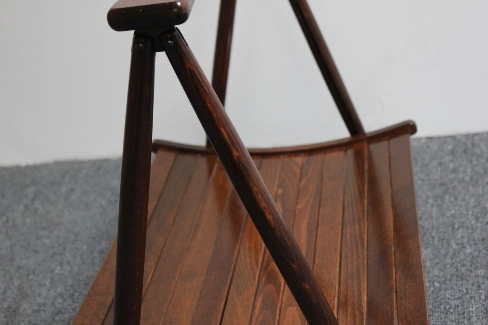 Vintage Yugoslavian Nasco Stained Beechwood Collapsible Magazine Rack - 11