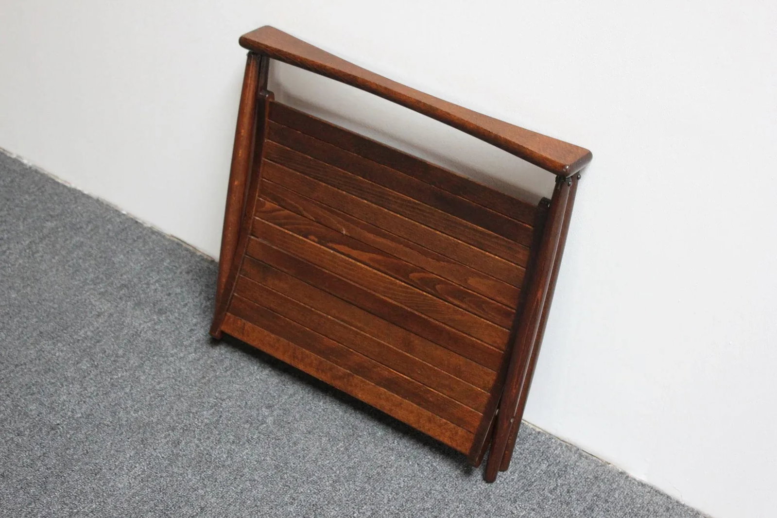 Vintage Yugoslavian Nasco Stained Beechwood Collapsible Magazine Rack - 2