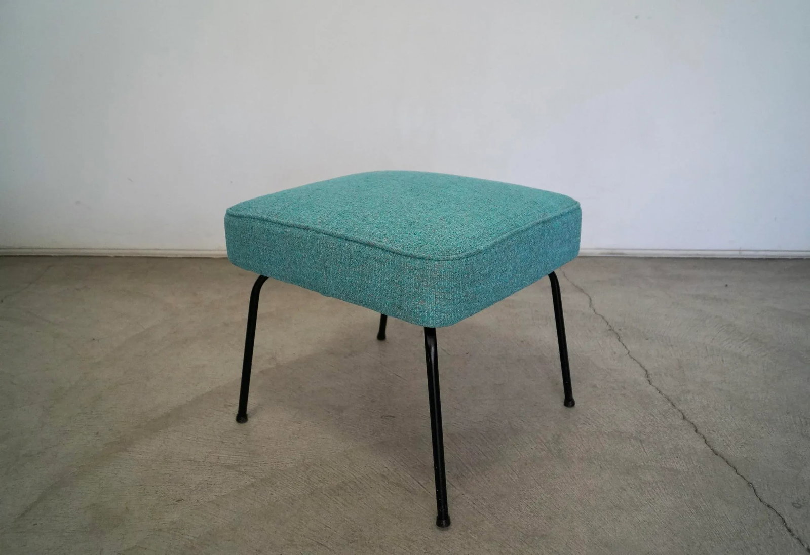 1960's Mid-Century Modern Ottoman Foostool - 5