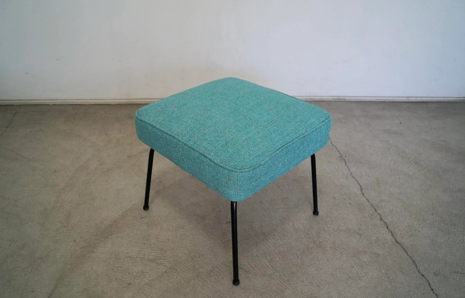 1960's Mid-Century Modern Ottoman Foostool - 6