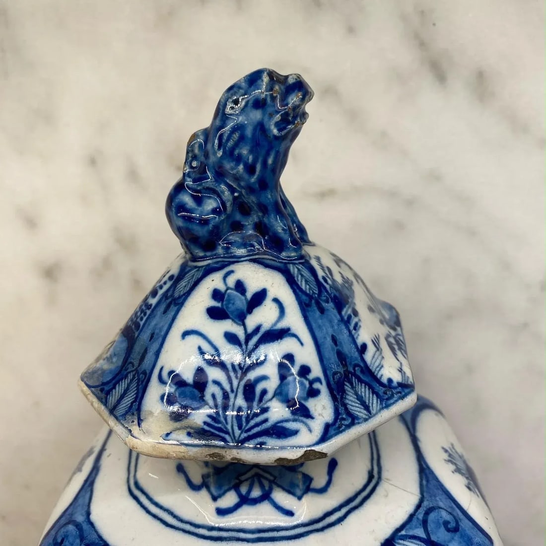 18th Century Dutch Delft Blue and White Earthenware Vase With Top - 3