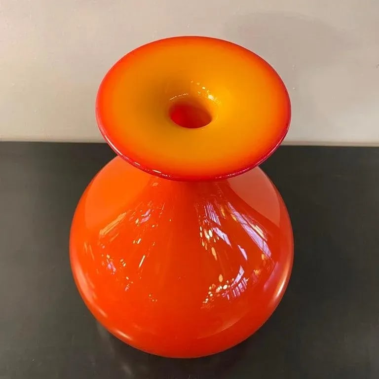 1960s Mid Century Modern Art Glass Vase by Tom Connally, Greenwich Flint Craft - 7